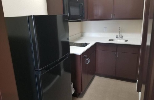 Bay City Hotel | Affordable Room Perfect for Families, Equipped w/Kitchenette and Large Bathroom
