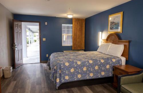 Central City Hotel | Airport Inn & Suites South Padre Island I 37