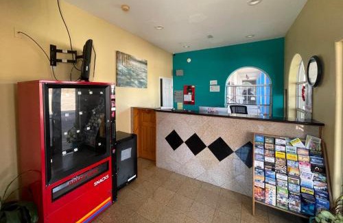Central City Hotel | Airport Inn & Suites South Padre Island I 37