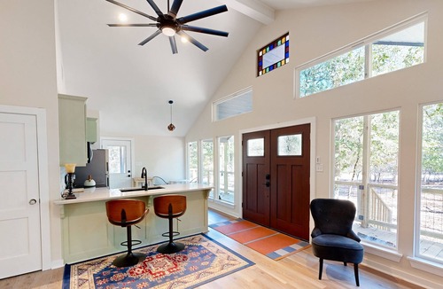Holly Lake Ranch House | All-new cottage with resort amenities, covered porch, & screened dining room
