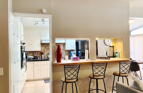 Pemberton Heights House | Amazing and centrally located summer oasis with a Mid-century modern feel