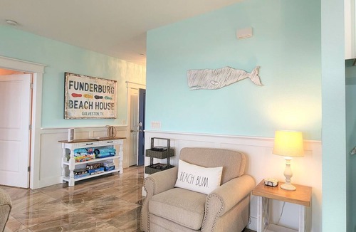 Red Fish Cove Condo | Amazing Sunsets! - Bird Watching! - Pointe West!