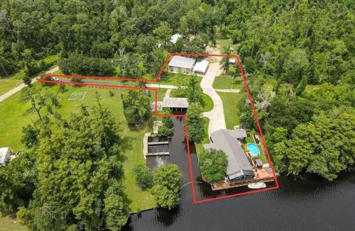 Killian House | Amite River Retreat