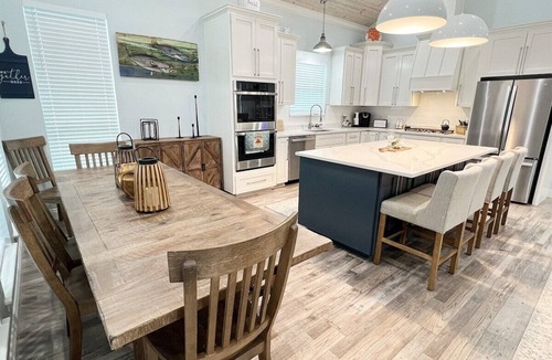 Grand Isle House | Anglers and Antlers - Beachfront - Island Realty