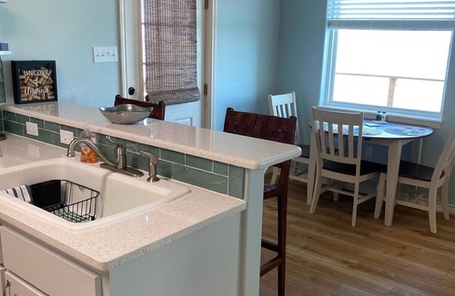 San Patricio County House | Aransas Channel Dock & Fishing Pier on Harbor Island