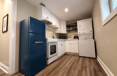 Jefferson Apartment | Arlington Rentals Unit 3b (Studio)
