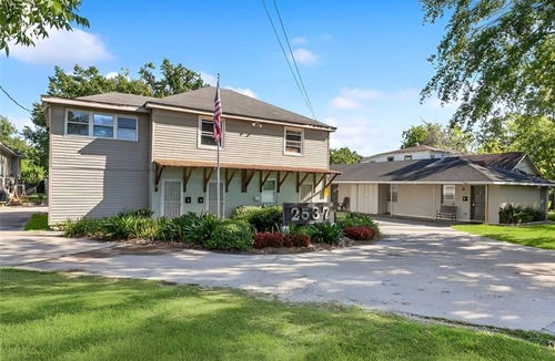 Jefferson Apartment | Arlington Rentals Unit 3b (Studio)