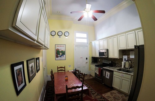 Faubourg Lafayette Hostel | Auberge Nouvelle Orleans Hostel