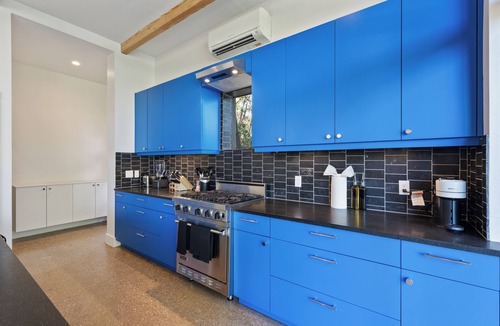 Barton Heights House | Austin Downtown Pool, Hot Tub & Guest House