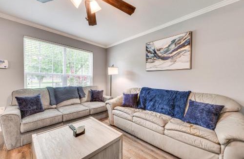 Broadmoor House | Baton Rouge Home w/Yard ~ 14 Mi to Downtown!