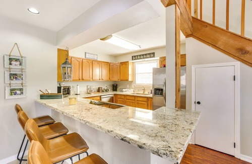 Barataria Cabin | Bayou Bliss: Barataria Waterfront Getaway w/Dock!