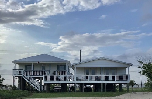 Grand Isle House | BEACHFRONT CAMP ON QUIET END OF ISLAND. WELCOME TO OUR PARADISE!