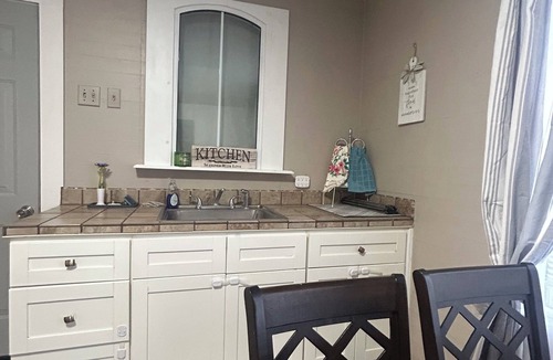 Needville House | Beautiful 2-bedroom farmhouse with AC in charming Needville. Pet friendly