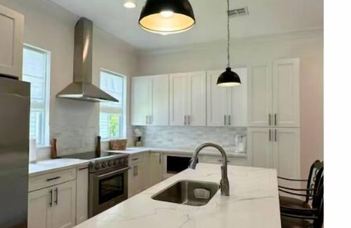 Maurepas House | Beautiful 3-bedroom house off the Diversion Canal in Maurepas. Hidden gem!
