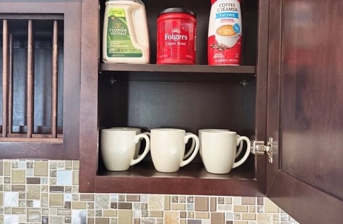Spring Branch West House | Beautiful 3-bedroom house with AC in fantastic Houston neighborhood