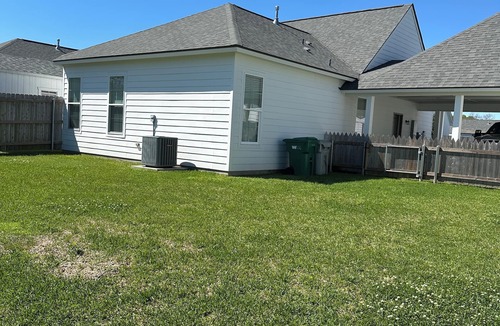 Milton House | Beautiful 3 Bedroom-2 bath home in a quite gated community!