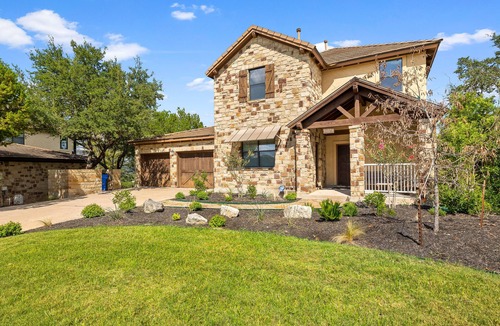 Jonestown House | Beautiful 4bdrm/4bath Home at Hollows Resort - 4 Pools/Hiking/Fitness Center!
