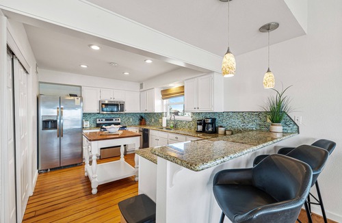 Galveston House | Beautiful Beachfront Home Perfect For A Family Vacation