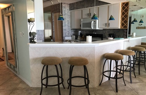 Seawinds Condo Condo | Beautiful Beachside Condo in Ormond-by-the-Sea