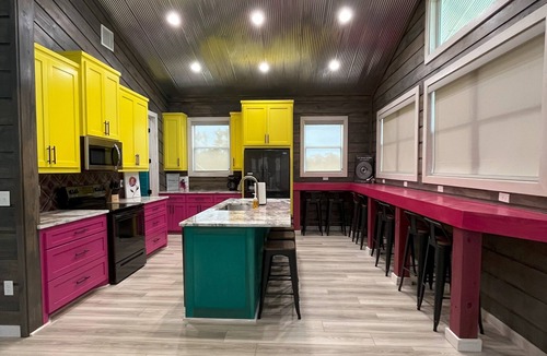 Nashville Cabin | Beautiful cabin on the banks of the Little Missouri River Relief!