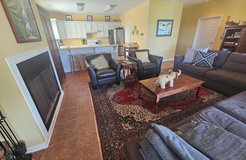 Lake Charles House | Beautiful Calcasieu Lake Views from Old Settlement in Big Lake, Louisiana
