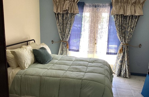 Algiers House | Beautiful home in Algiers, 12 minute ride to downtown New Orleans. nn