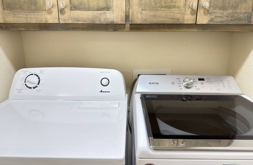 West Arlington House | Beautiful home near AT&T stadium with Wi-Fi/Netflix