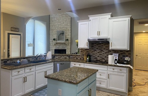 Lakeland Park House | Beautiful Home with pool walking distance to Lake Austin 4 bedrooms