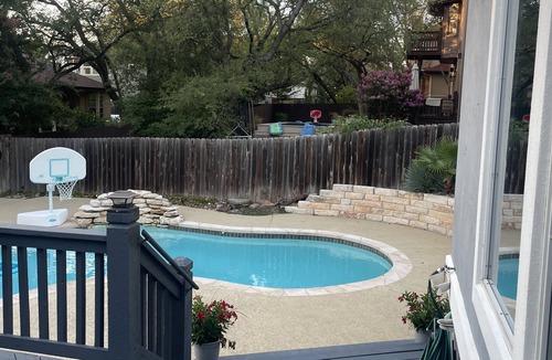 Lakeland Park House | Beautiful Home with pool walking distance to Lake Austin 4 bedrooms
