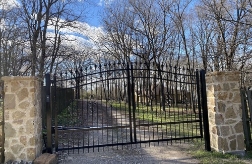 West Tawakoni House | Beautiful lakefront house in 3 acre private woods