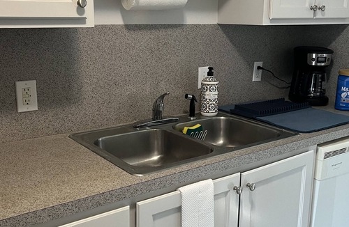 Tyler House | Beautiful Newly Remodeled 3 Bedroom/2 Bath House in Tyler Tx
