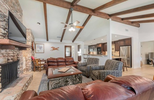 Brushy Bend Park House | Beautiful Pool home on 2.5 acres with a serene country feel with urban location