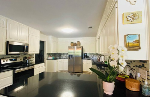 Kingsland House | Beautiful Quiet Getaway on Llano River w/Lake LBJ Access