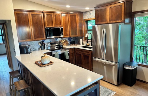 Paradise Hill House | Beautiful remodeled home with stunning lake views in Paradise Hill, Gore, OK