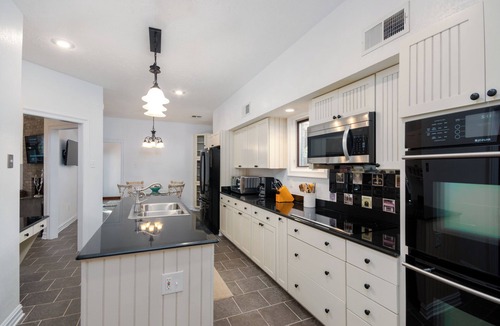 Slidell House | Beautiful Waterfront Home 112 Near French Quarter & Bourbon Street w/Boat Dock