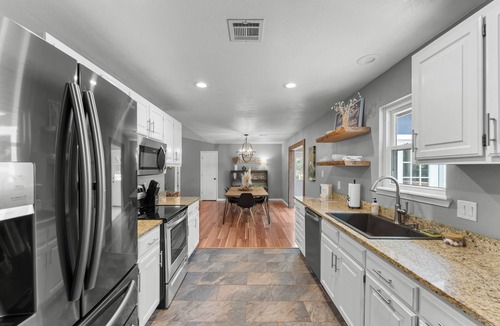 Beaver Shores House | Beaver Lake Getaway-15 min from downtown Rogers with HOT TUB!