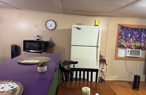 Atchafalaya Cottage | Bienvenue! Enchanting family-friendly cottage with AC in Breaux Bridge