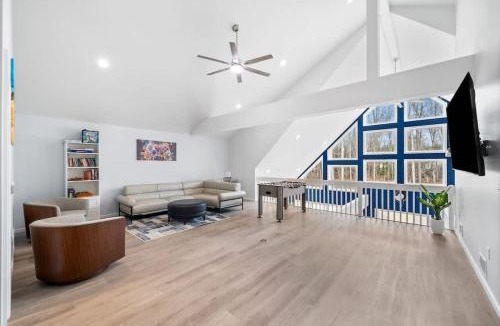 Lindale House | Big Villa 6Bd 7Ba Heated Pool Hot Tub Sauna Big Game Room