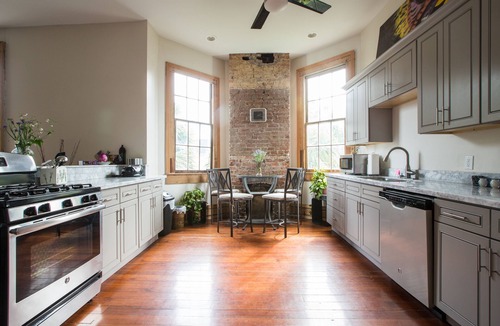 South 7th Ward House | Big White House
