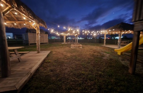 Port Bolivar House | Blue Lagoon beach tiny homes