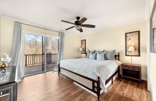 Lowell House | Blueberry Bliss Family Retreat on Beaver Lake