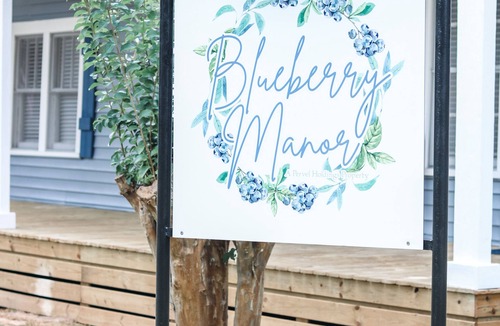 Poplarville House | Blueberry Manor Pearl Suite
