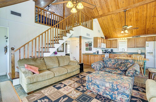 Negreet Cabin | Boat & Swim: Lakefront Toledo Bend Retreat!