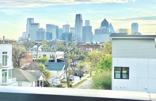 Cityplace House | BOHO Hideaway w Stunning Downtown Views