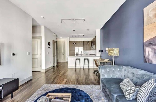 Richardson Apartment | Boulevard Stays - Richardson