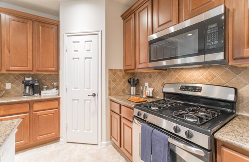 Spring House | Brand New Pool & SPA! 4-Bdr home in The Woodlands TX, Sleeps 10