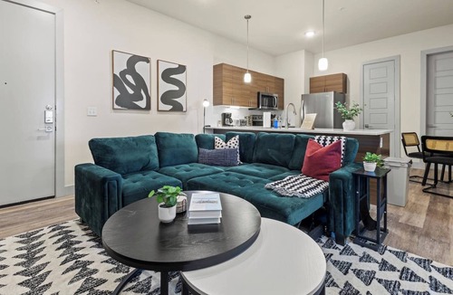 Fort Worth Apartment | Bright & Cozy 1BR Near West 7th