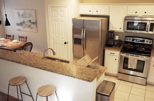 Alden Bridge House | Bright-Pet Friendly Townhome in Prime The Woodlands Location
