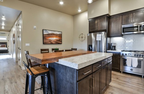 Moab South Valley Condo | C5 and C8 Combo - Moab Escape- Heated Pool-Hot Tub