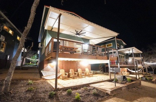 Bridgeport Cabin | Cabin 2 - Spacious Modern Lux Cabin, Hot Tub, FirePit, Games